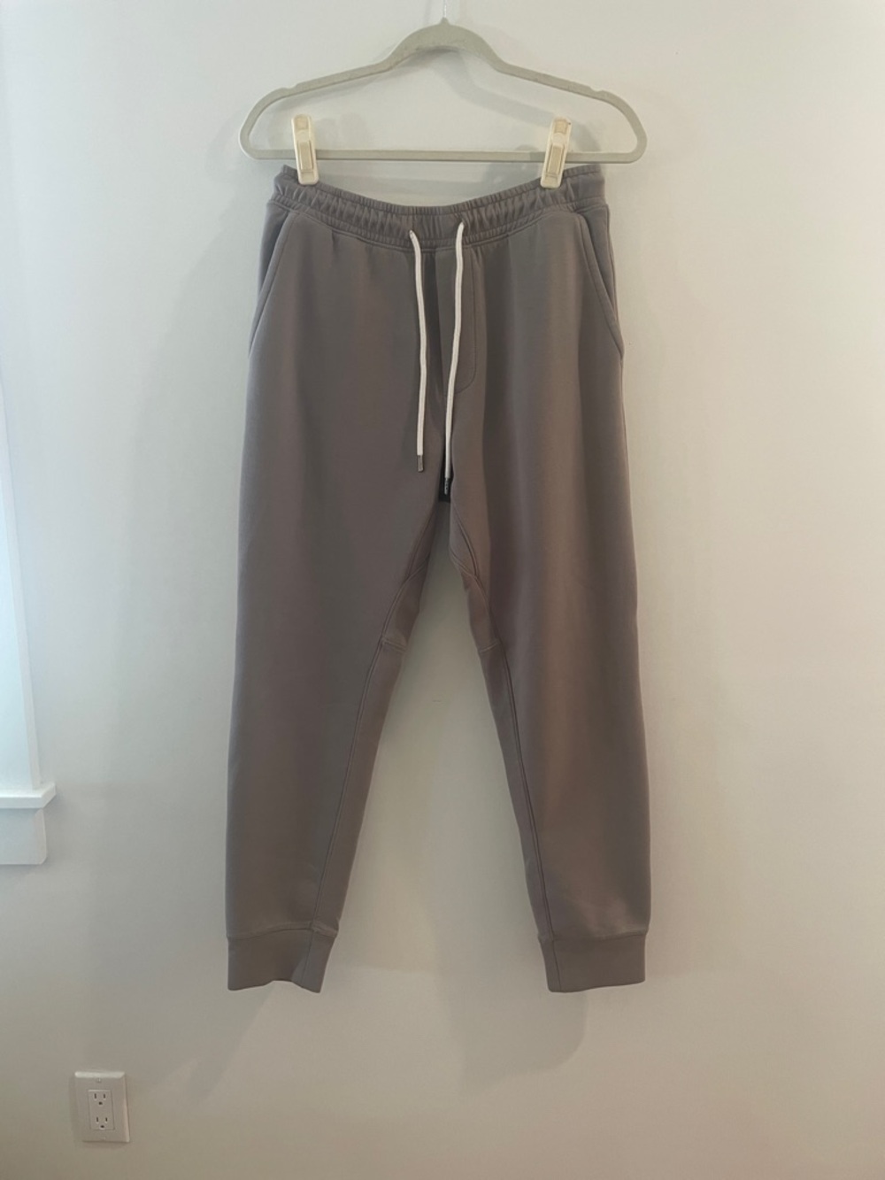 Men's medium tall Taupe Drawstring Jogger Sweatpants
